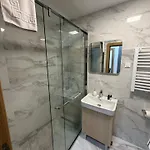 Premium With Garage *